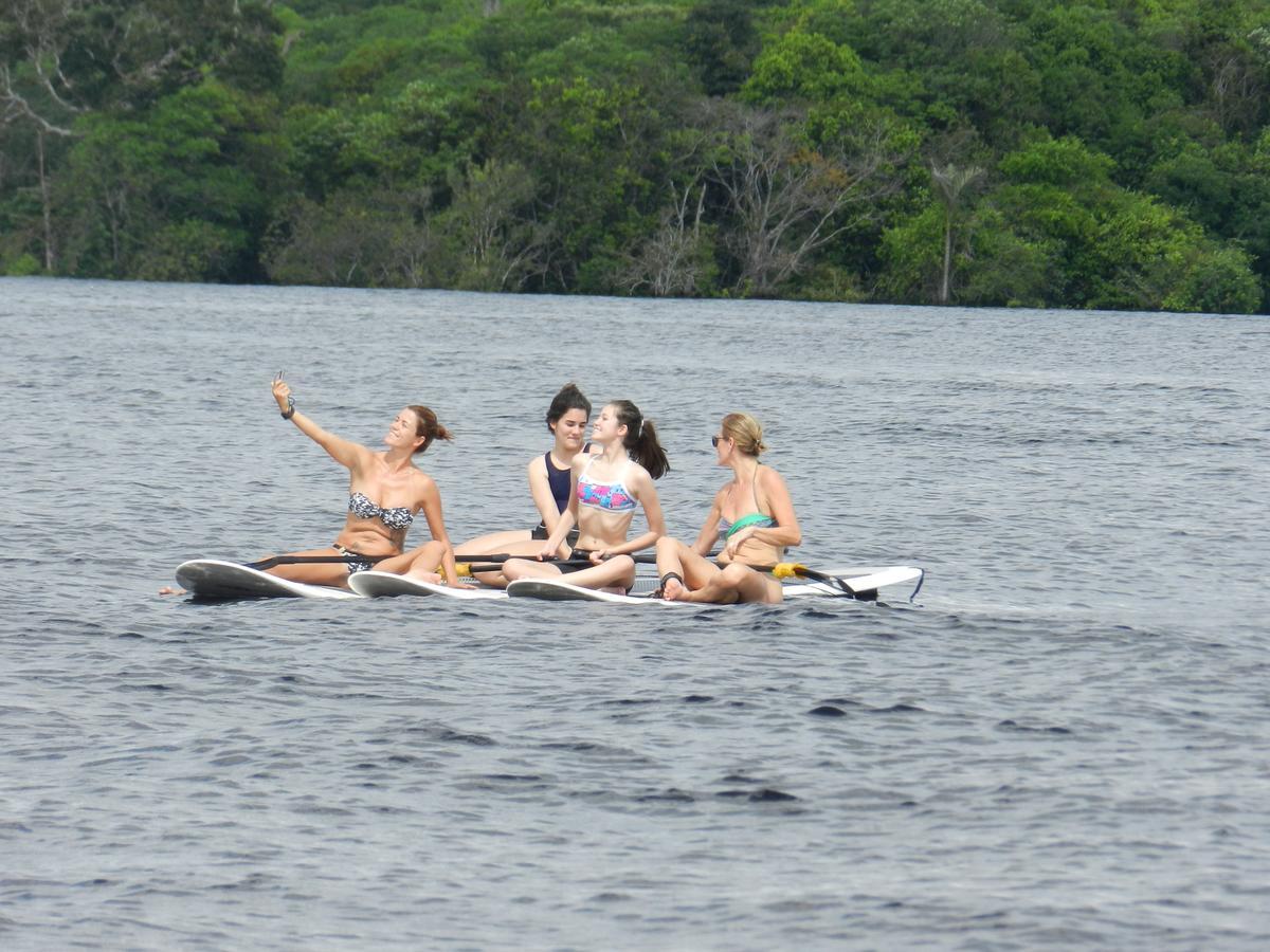 Abare House Floating Hostel Manaus Dış mekan fotoğraf